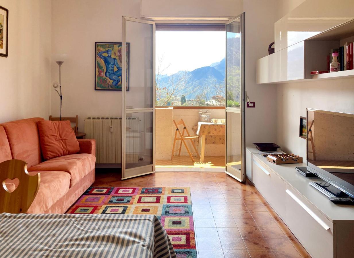 Mountain View Charming Apartment Moggio  Kültér fotó